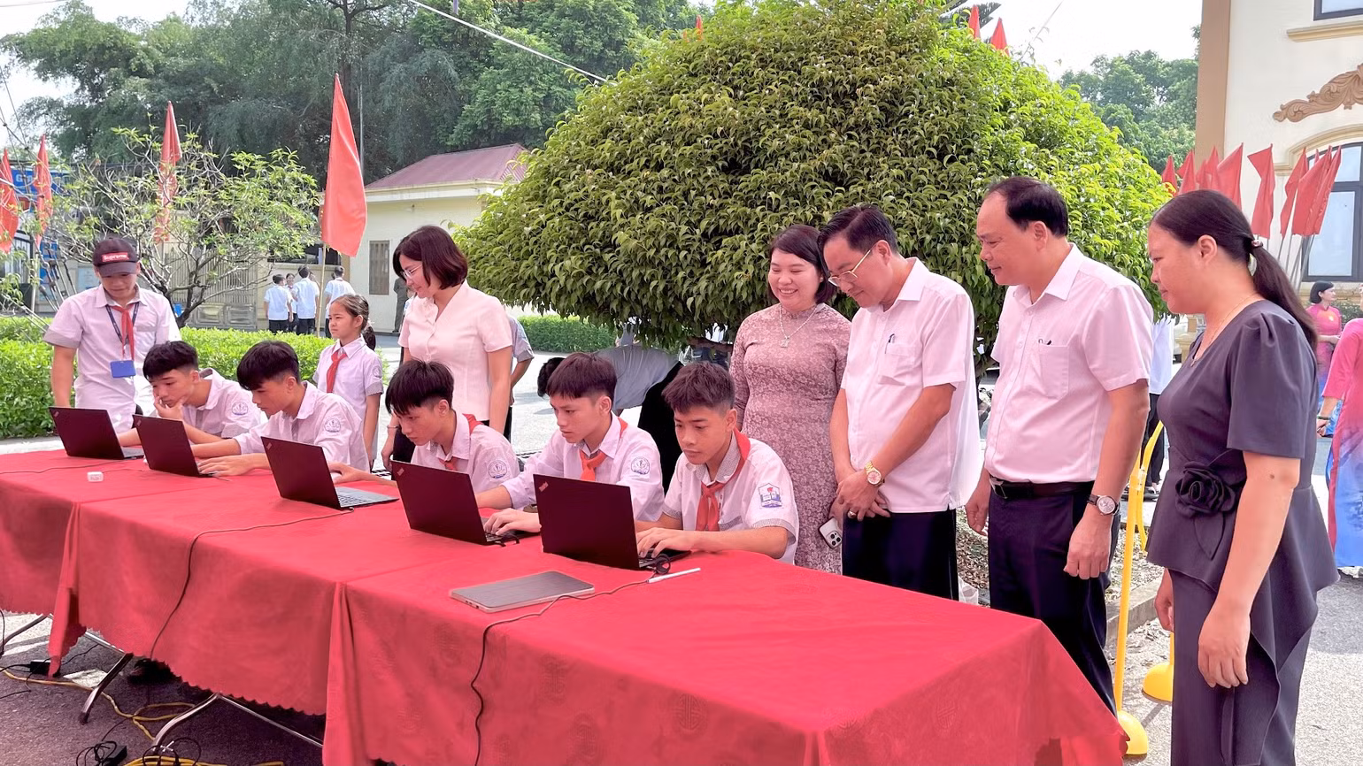 Ninh Bình số hóa sàng lọc sức khỏe tâm lý học đường
