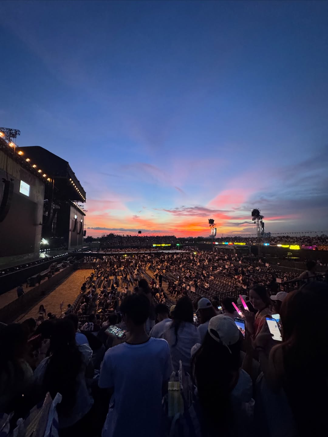 SAO Concert 2026 ở Vạn Phúc City ngày 10/10: 14 tiếng, 3 sân khấu, chuyện âm thanh và mốc giá vé