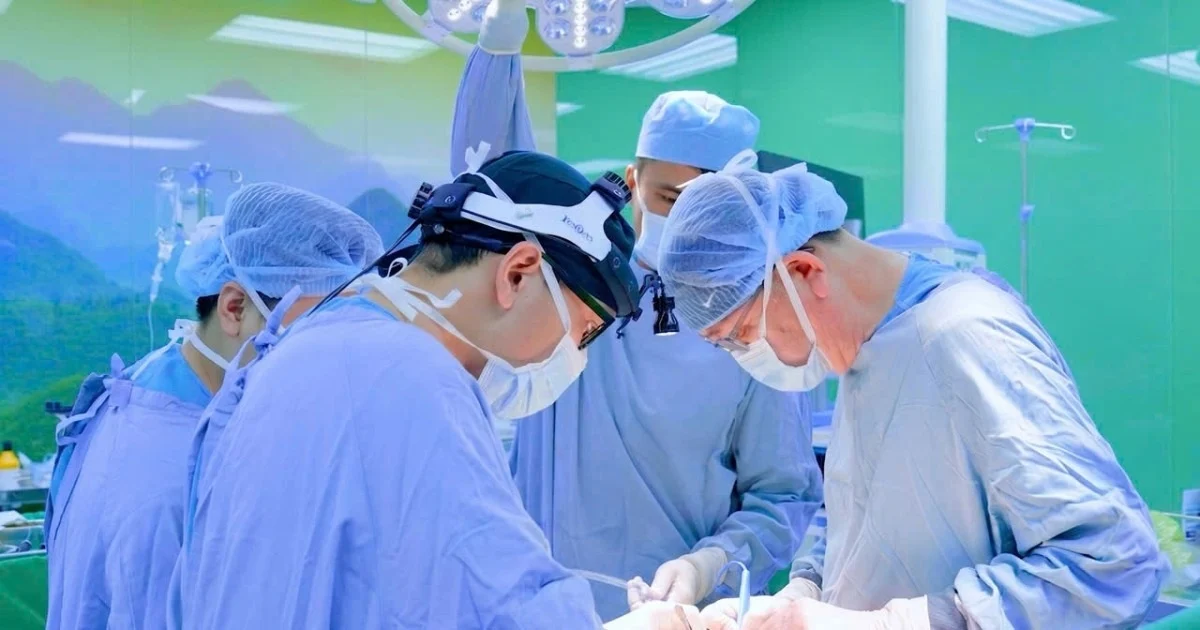 Tái tạo vú tức thì: điều trị triệt căn và giữ trọn nữ tính