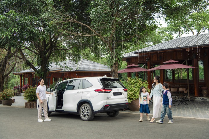 Bộ ba Toyota Cross thống trị phân khúc xe gầm cao đô thị và gia đình