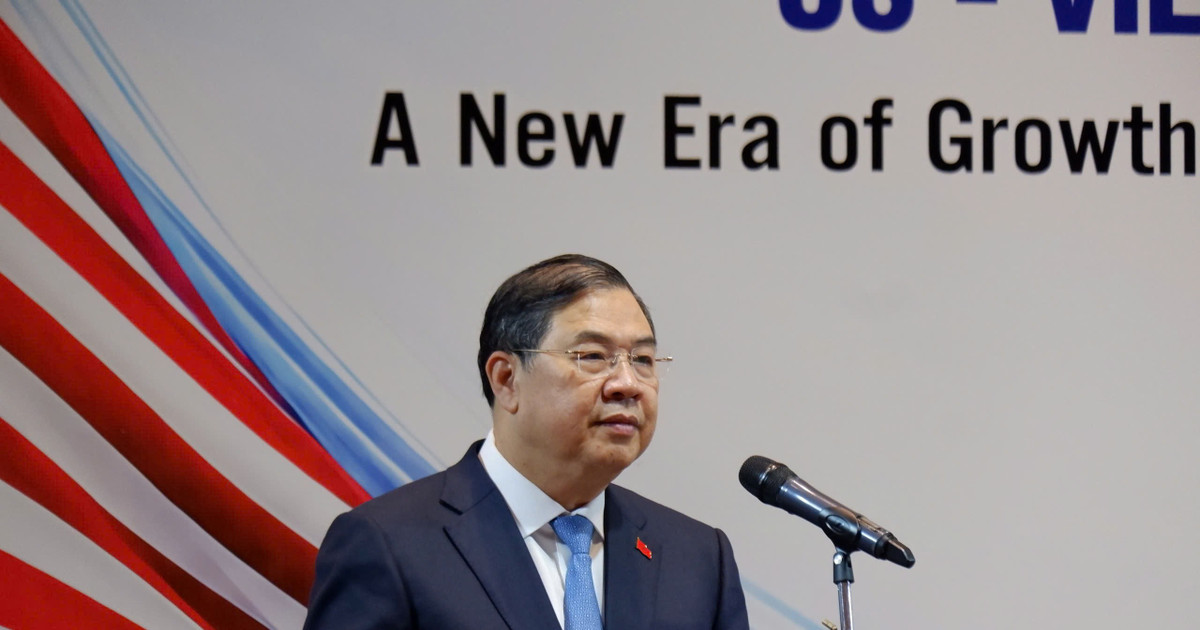 Hiệp định thương mại Việt Mỹ: Cơ hội bứt phá với năng lượng sạch và bán dẫn
