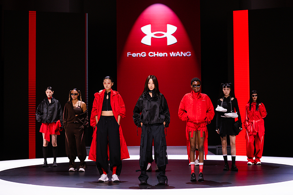 Bagaimana Kolaborasi Fesyen Mewah Mengubah Streetwear Urban