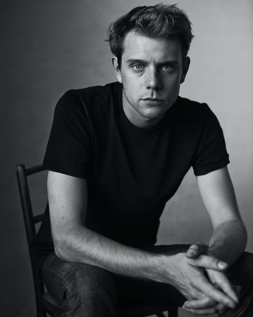 BST UNIQLO JW ANDERSON: Khi tối giản hóa thành sức hút