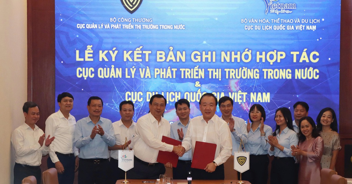 Hàng Việt vào điểm du lịch: xây chuỗi giá trị từ du khách
