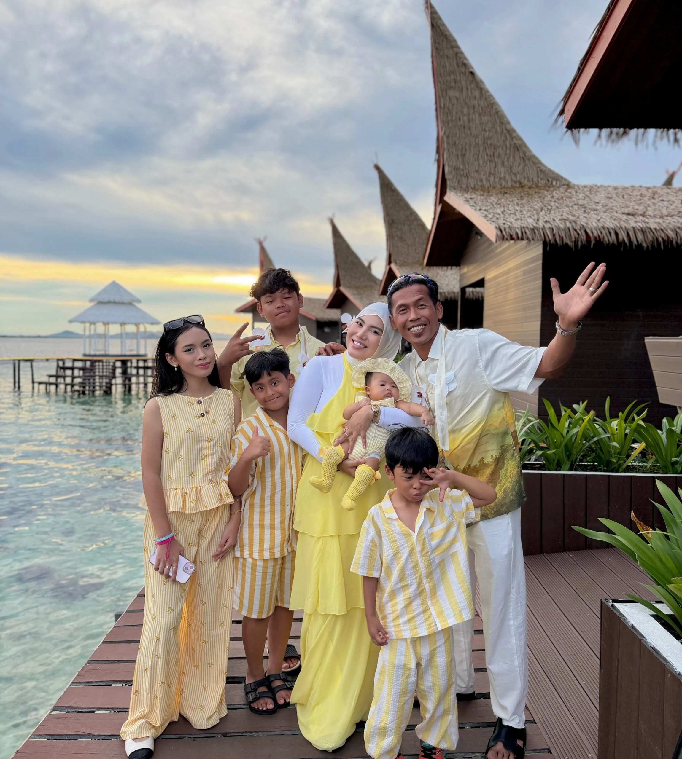 Mengajar Anak Tidak Percaya Semua di Media Sosial