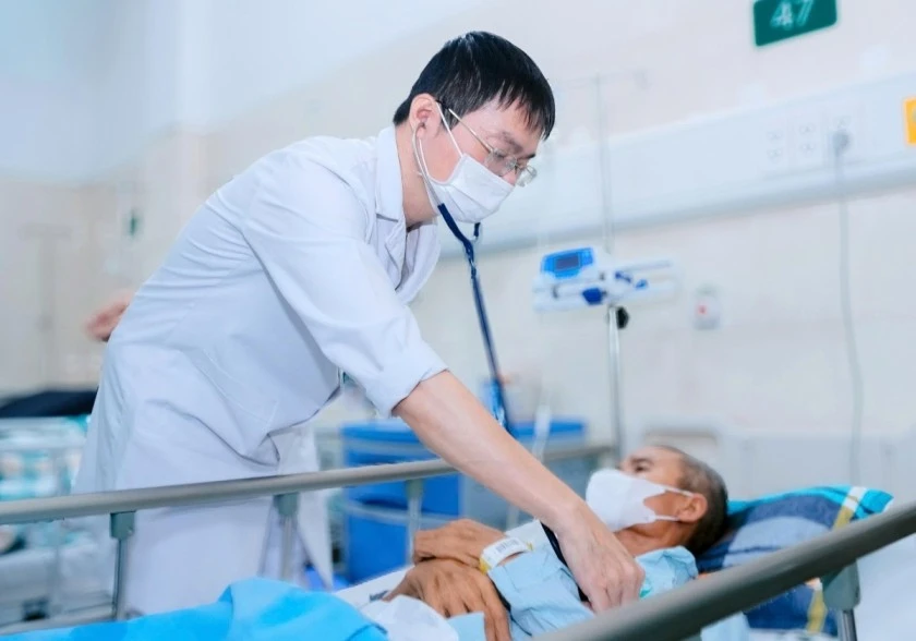 Liệu pháp sinh học IL-5: Bước ngoặt trong điều trị hen nặng