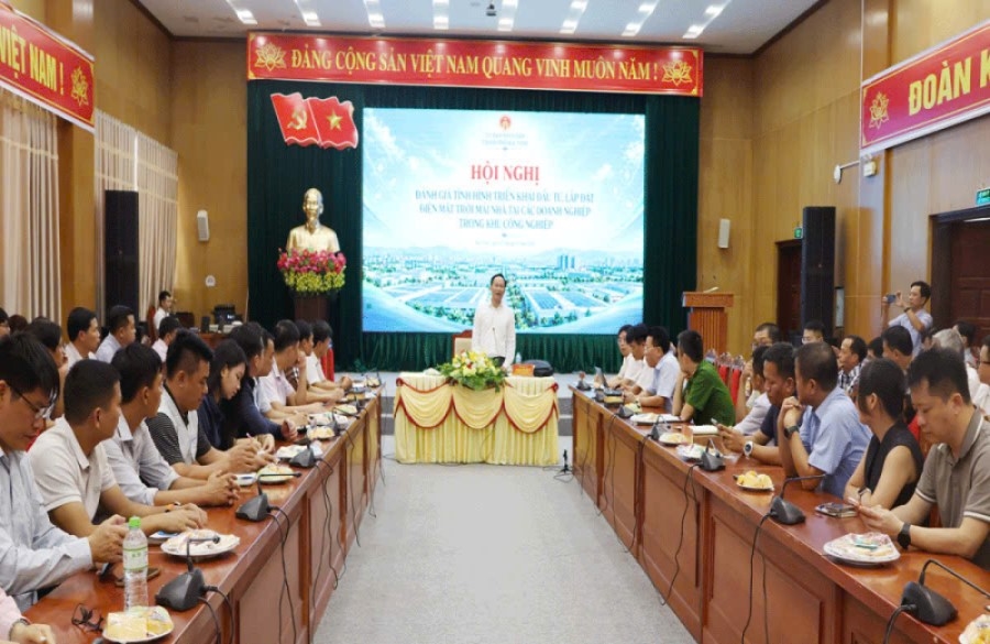 Bắc Ninh biến chính sách điện tái tạo thành hàng nghìn mái nhà phát điện