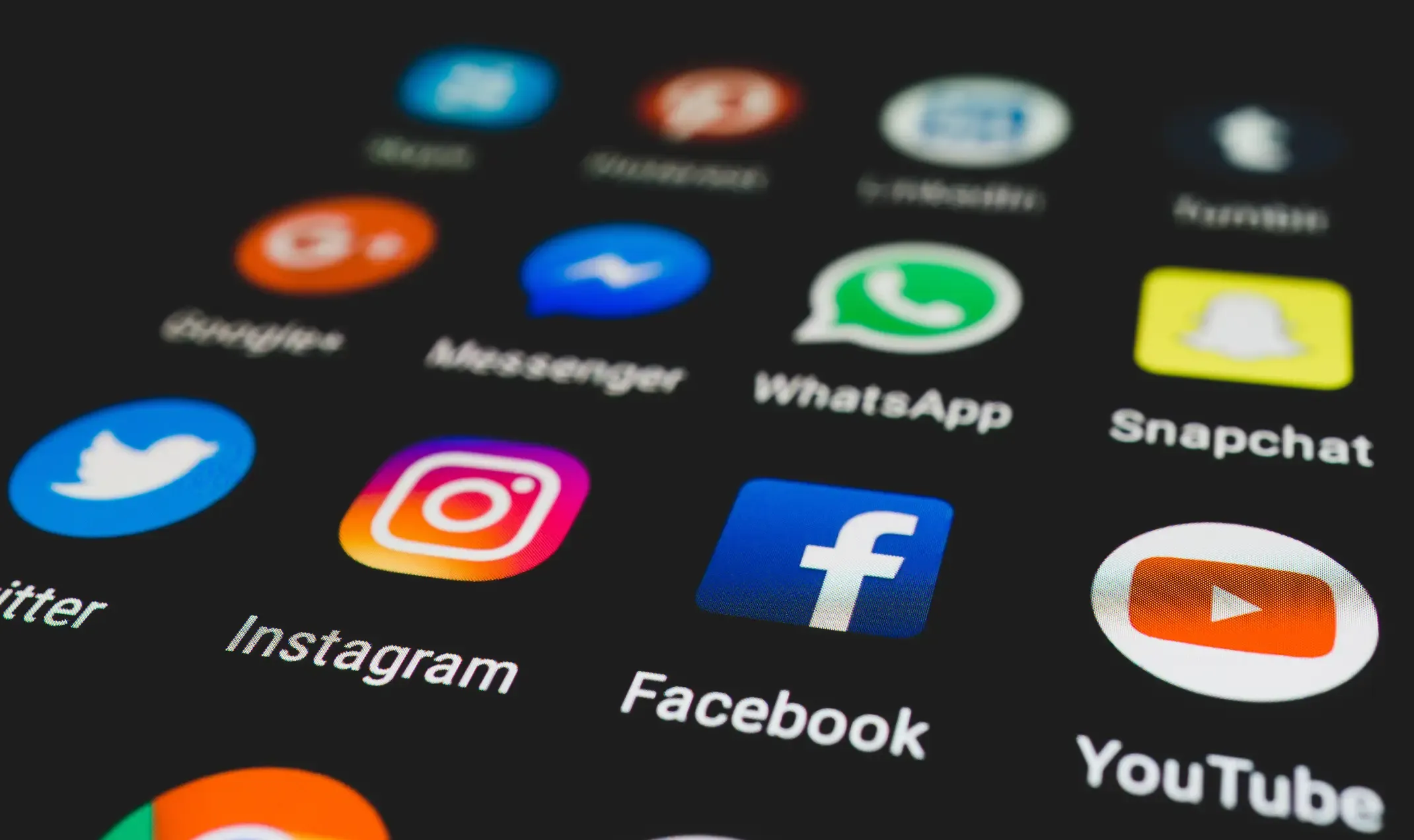 Giải phóng dung lượng điện thoại Android đúng cách