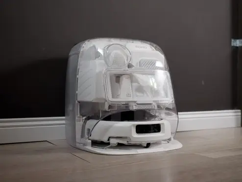 Robot hút bụi giảm giá: nên chọn Roborock, Bosch hay iRobot Roomba j7+?