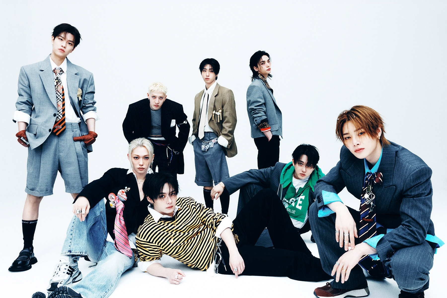 BTS, Drake, Stray Kids quay lưng: Grammy đang mất uy tín?