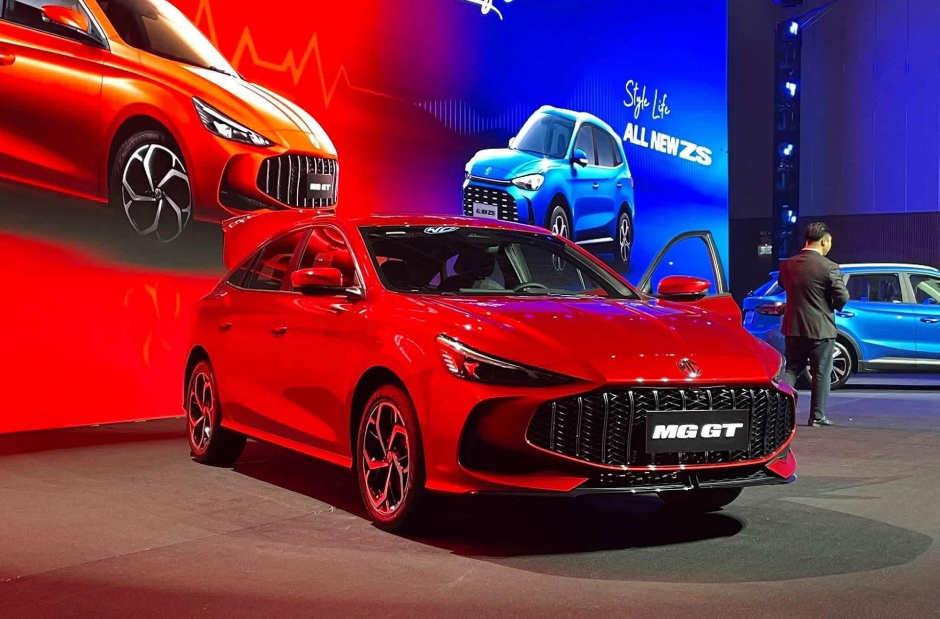 MG GT: sedan coupe thể thao giá rẻ có đủ sức đấu Mazda3 và Elantra?