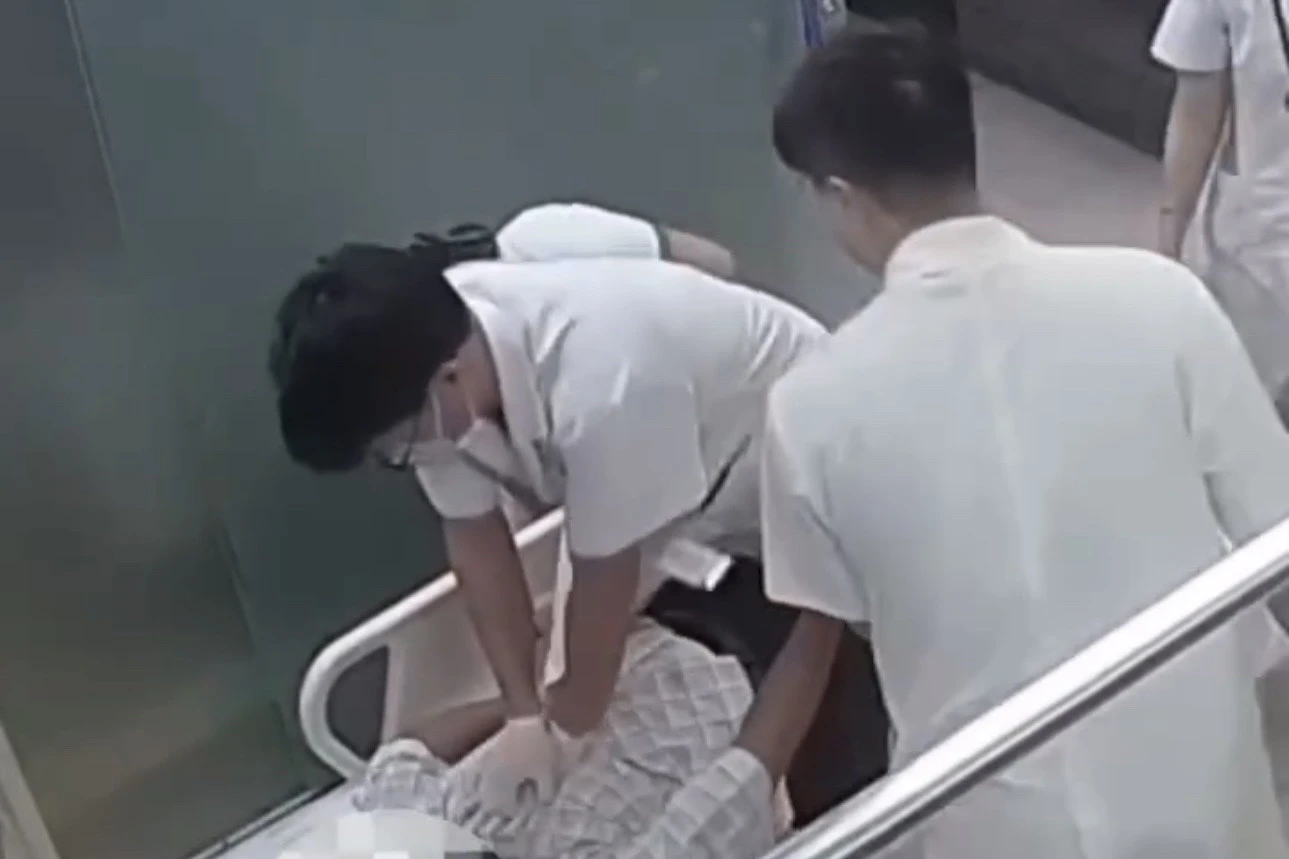 Phụ nữ mãn kinh không phải chỉ chịu đựng