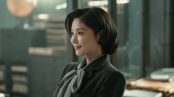 ‘100 Ngày Lừa Dối’: Cổ Trang Điệp Chiến Và Ngôi Sao Kim Yoo Jung