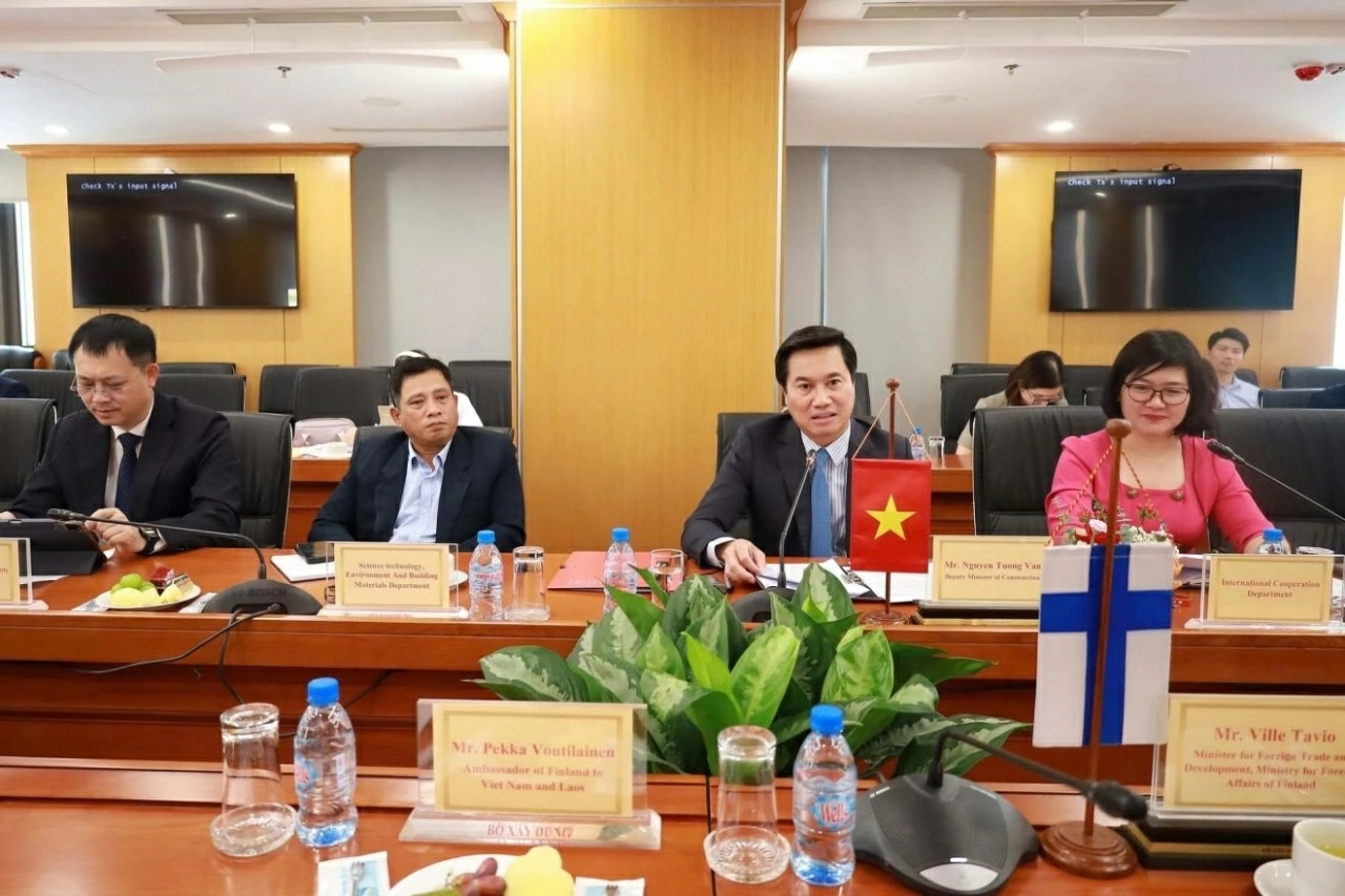 Việt Nam và Phần Lan hợp tác phát triển hạ tầng giao thông thông minh và đô thị xanh