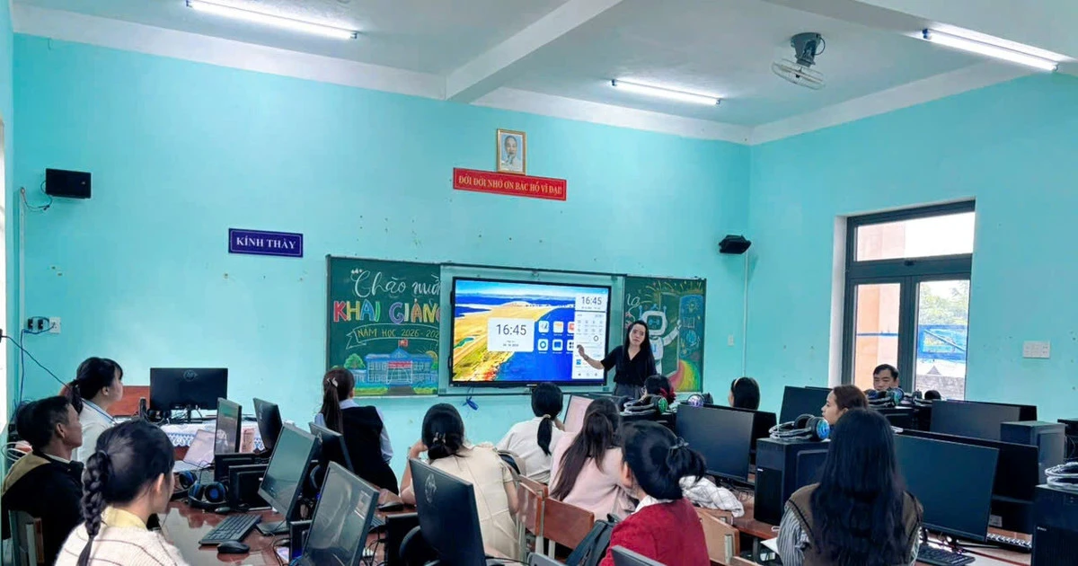 Công nghệ số ở trường học vùng quê: Bước tiến dài nhưng không dễ