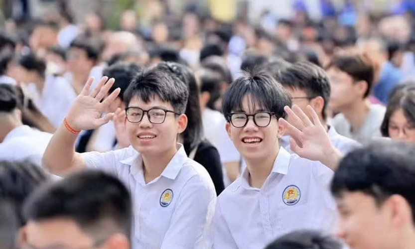 Thông tư 85 và ranh giới giữa tăng cường hợp pháp với dạy thêm núp bóng