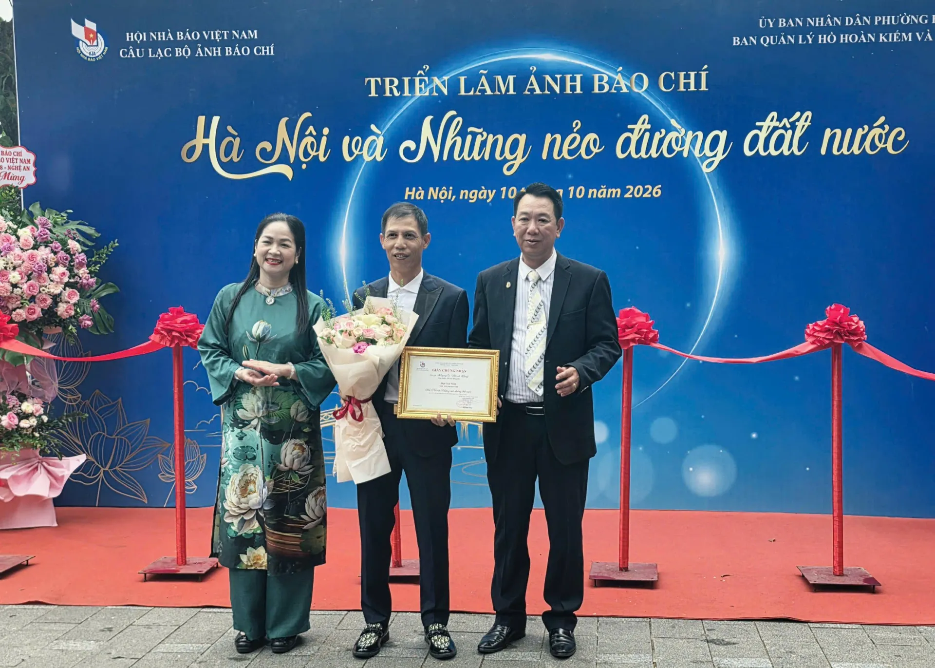 Cuộc thi ảnh báo chí Hà Nội và những nẻo đường đất nước: Nhịp sống Việt Nam qua ống kính