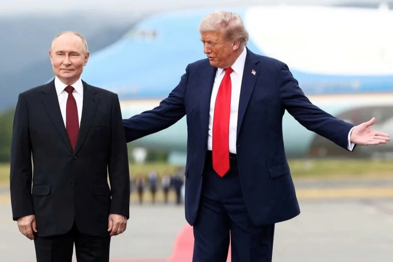 Canh bạc năng lượng của Trump: Đổi dầu khí Nga lấy hòa bình Ukraine?