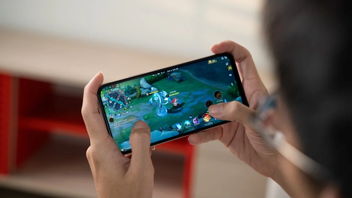 OPPO A6, A6t, A6c dưới 15 triệu: chọn máy pin trâu bền 3–4 năm
