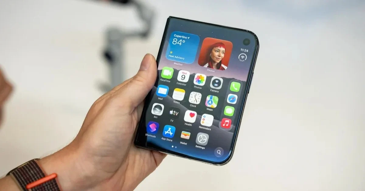 iPhone Duo cháy hàng sau 5 phút: Cơn khát smartphone gập của Apple