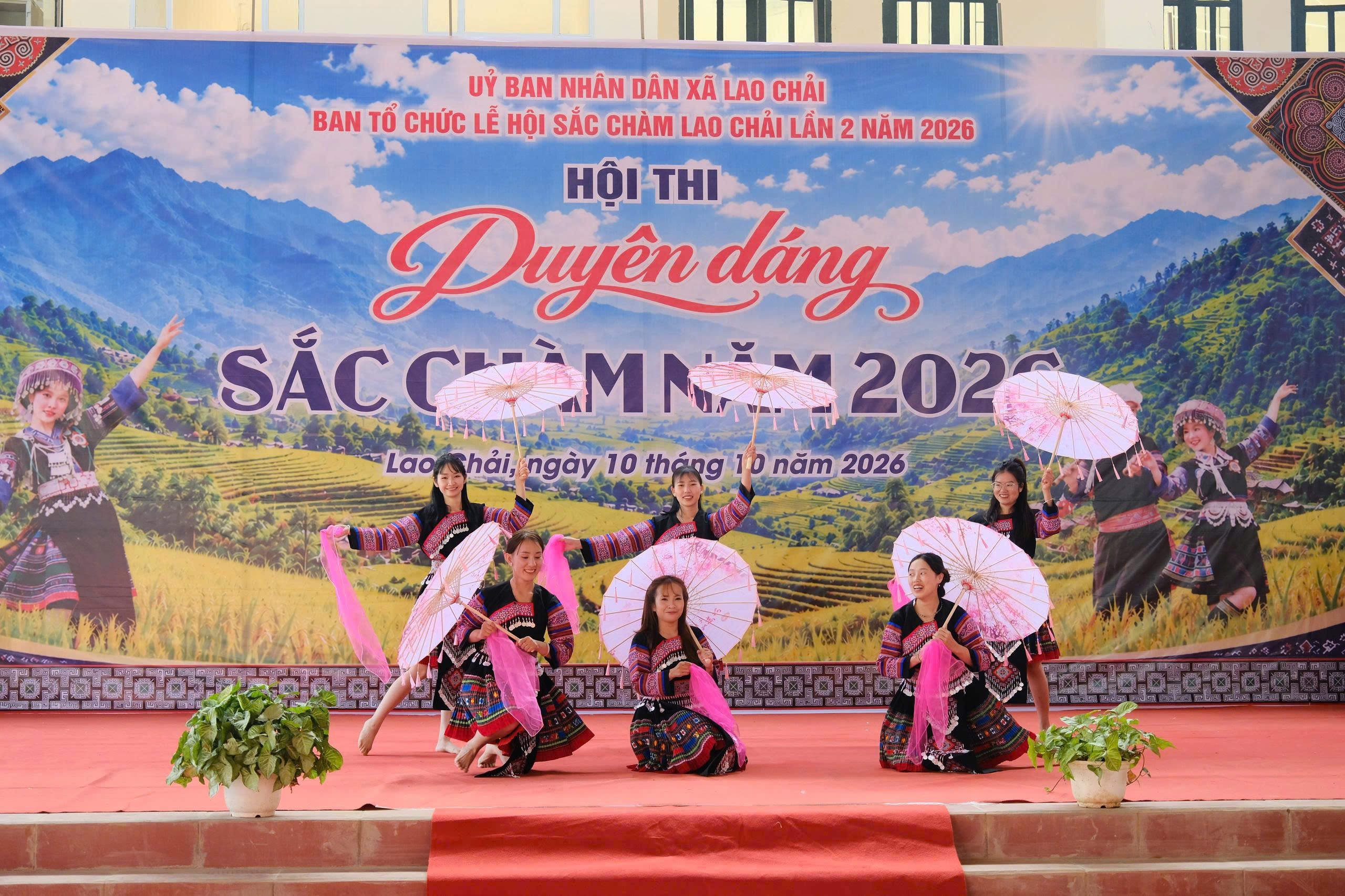 Lễ hội Sắc chàm Lao Chải: Khi thời trang truyền thống bước lên sân khấu