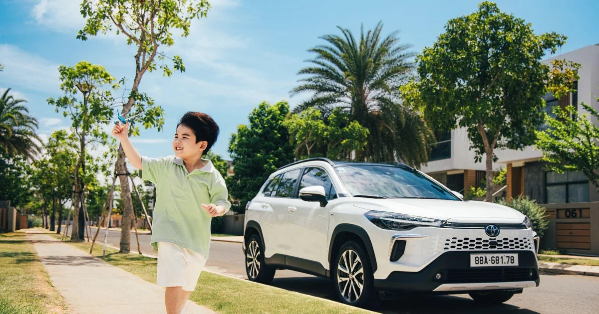Corolla Cross HEV hay Omoda C5 Hybrid dưới 800 triệu?
