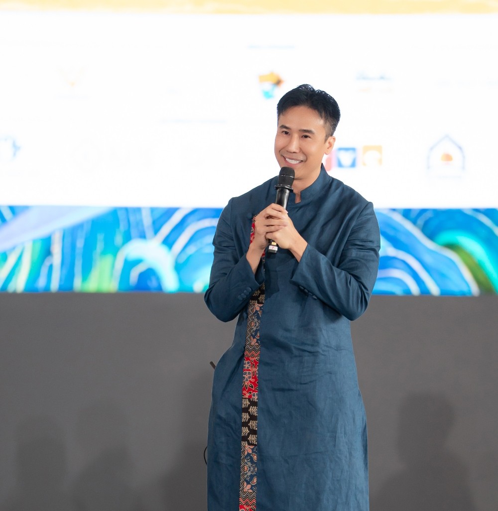 Vietnam Heritage Áo Dài Fest: Khi di sản bước lên sàn diễn