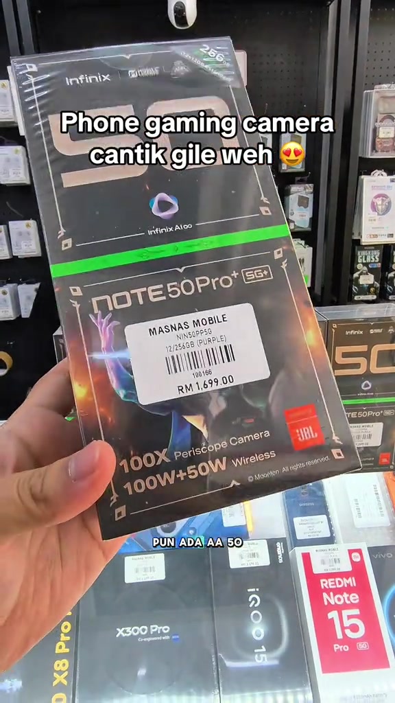 Kotak Infinix Note 50 Pro+ 5G dipegang tangan dengan pelekat kedai bercetak 12/256GB (Purple) RM1,699.00