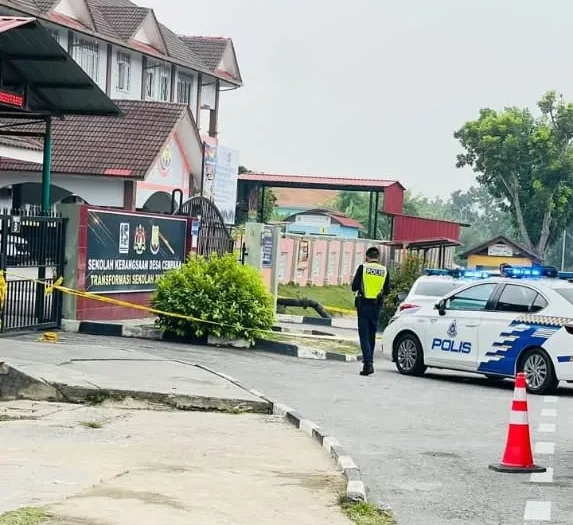 Bungkusan Misteri di Sekolah: Apa Ibu Bapa dan Guru Perlu Buat