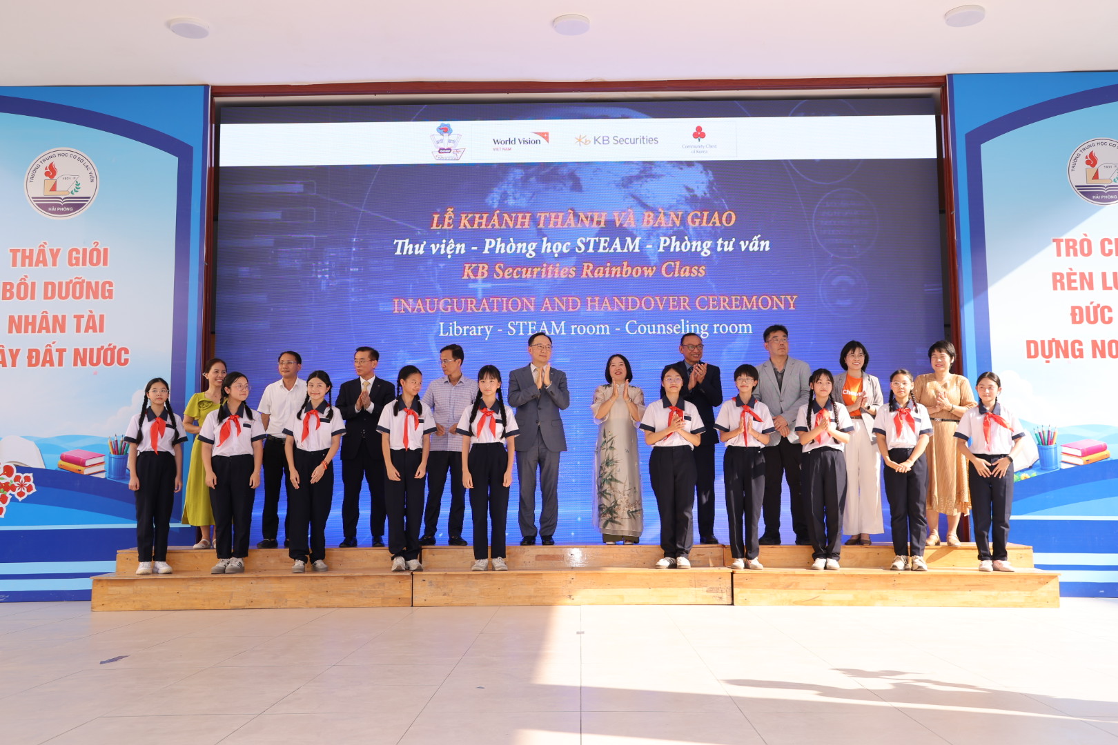 Ngày hội STEM và AI: Khi trường học biến công nghệ thành trải nghiệm sống