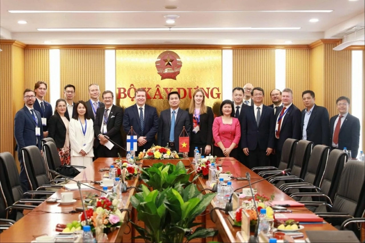 Việt Nam và Phần Lan hợp tác phát triển hạ tầng giao thông thông minh và đô thị xanh