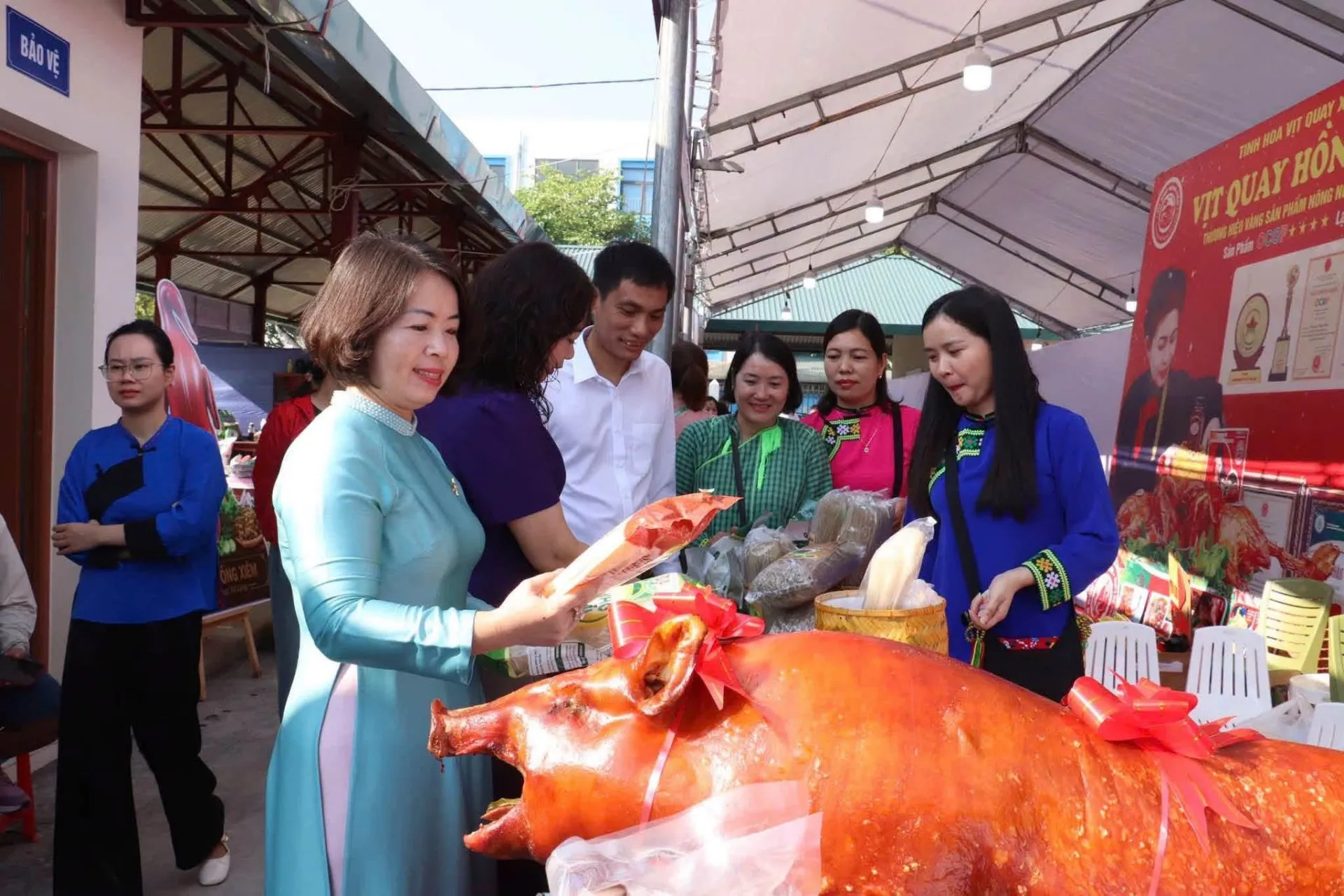 Lạng Sơn biến cửa khẩu thành trung tâm logistics khu vực