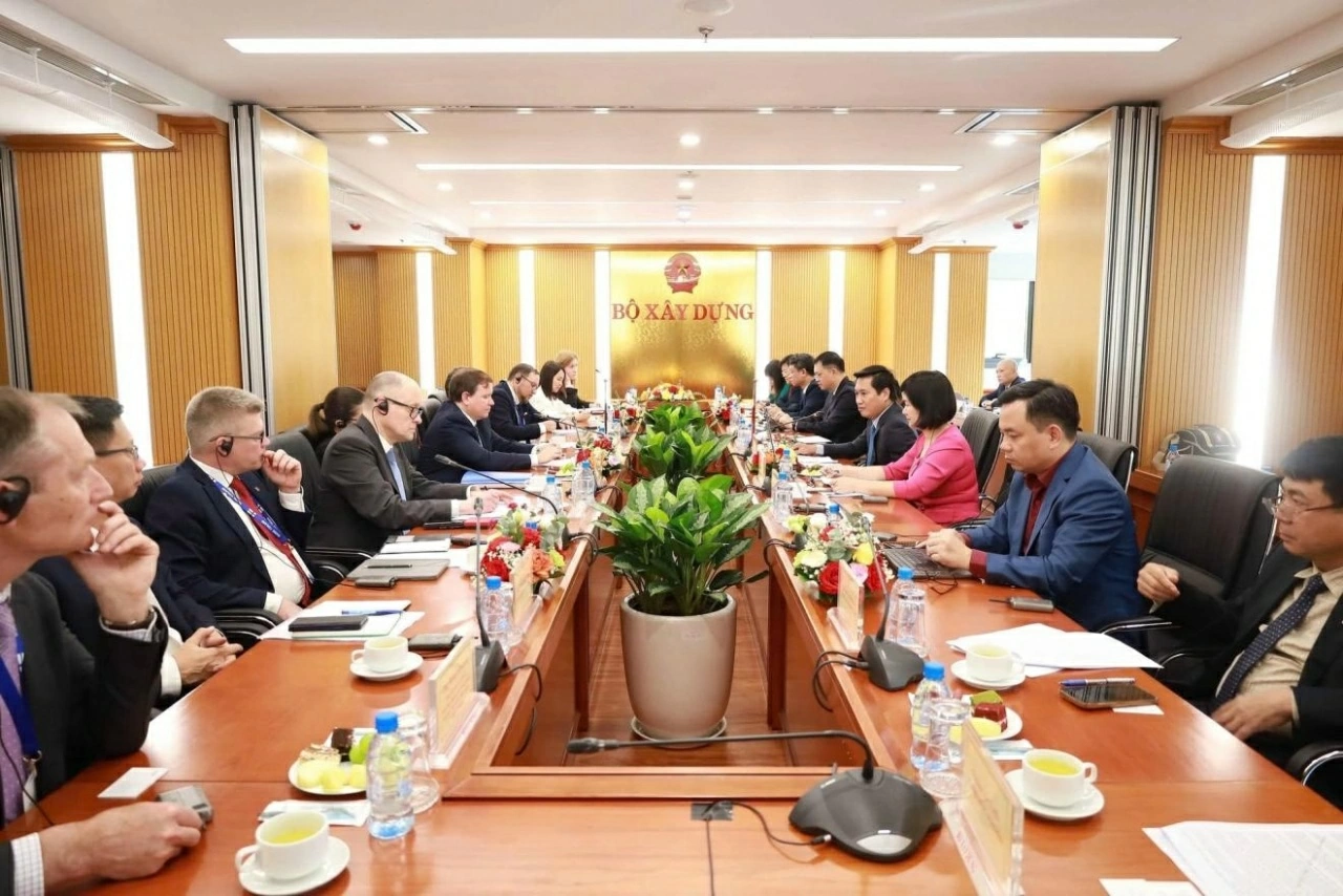 Việt Nam và Phần Lan hợp tác phát triển hạ tầng giao thông thông minh và đô thị xanh