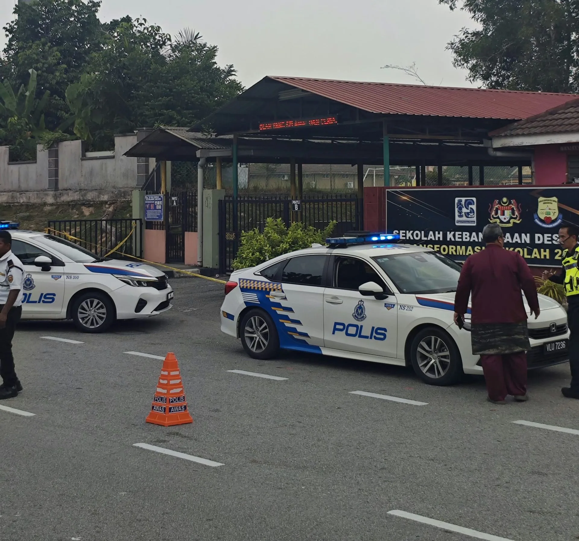 Bungkusan Misteri di Sekolah: Apa Ibu Bapa dan Guru Perlu Buat