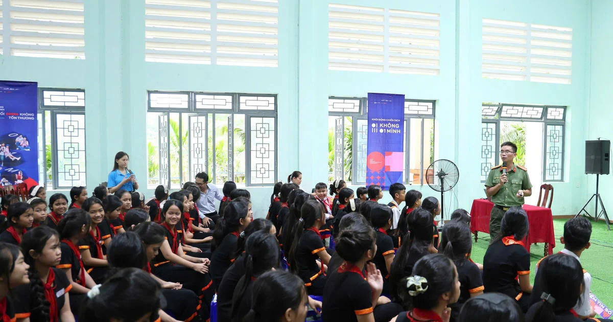 Chiến dịch "Không một mình": Khi an toàn số trở thành kỹ năng sống bắt buộc