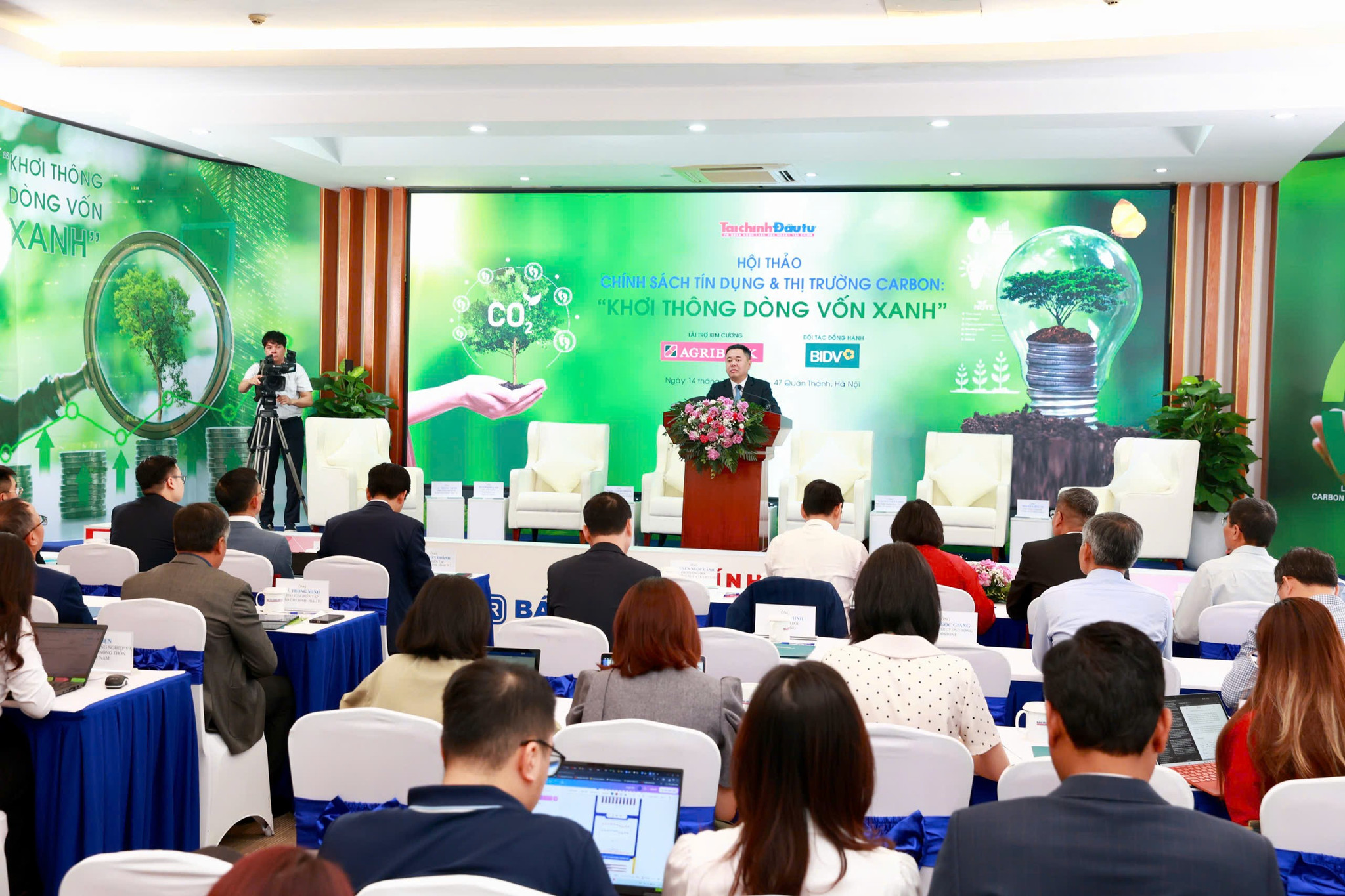 Tín dụng xanh kết nối thị trường carbon: Lối thoát tài chính cho doanh nghiệp chuyển đổi xanh