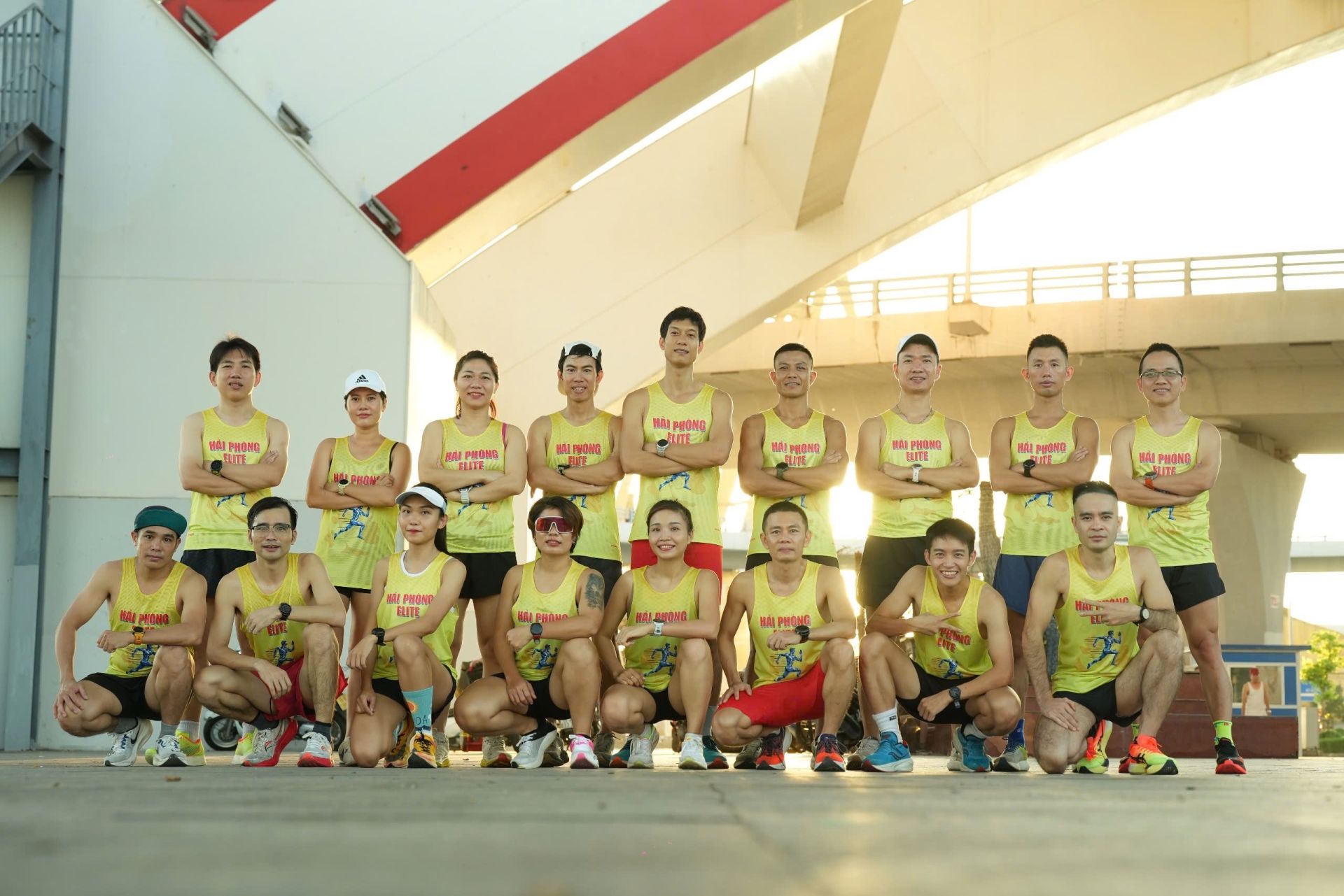 200 câu lạc bộ chạy bộ hội tụ tại VPBank Hanoi International Marathon