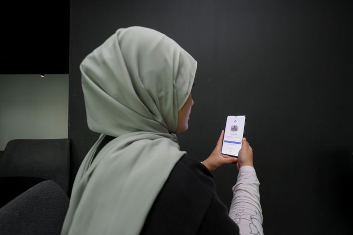 Mengapa Media Sosial Tidak Menghilangkan Rasa Sunyi