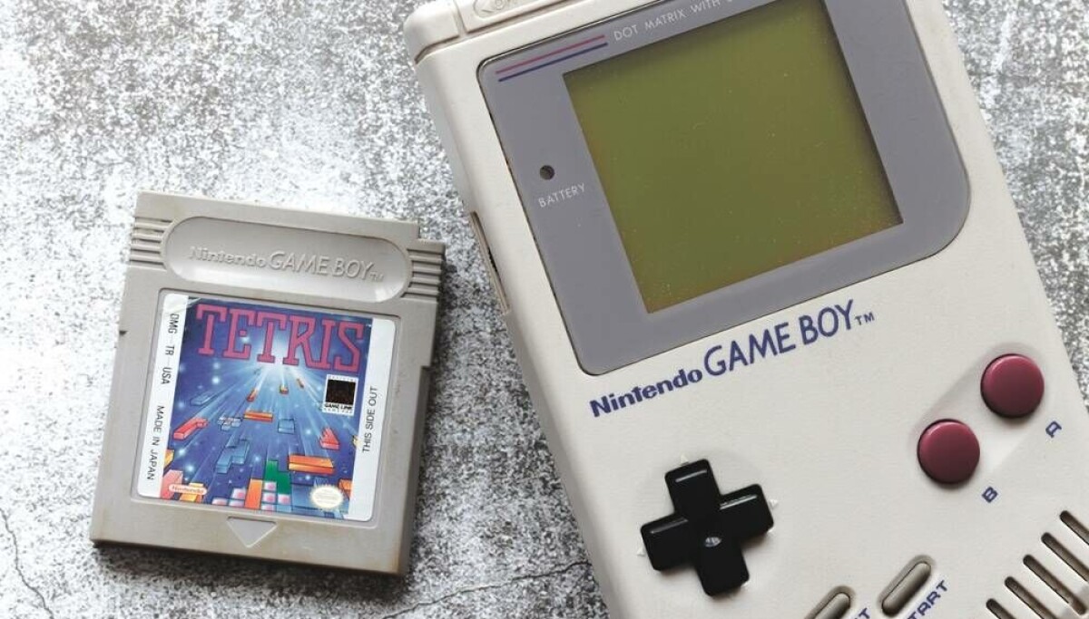 Game Boy Chạy Trên Màn Hình E-Ink: Khi Modder Biến Giới Hạn Thành Sân Chơi