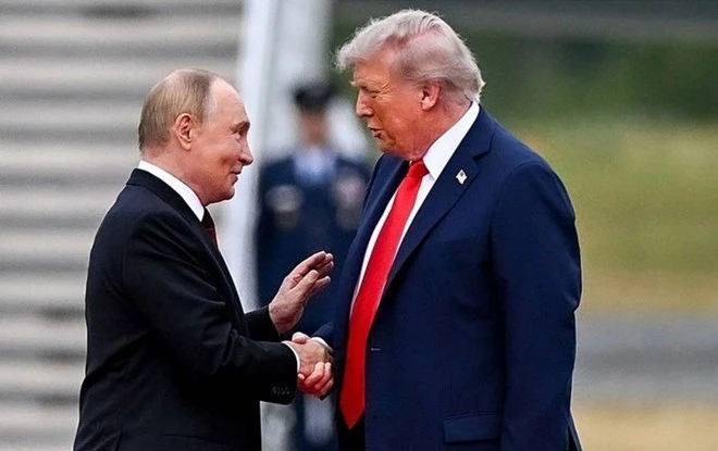 Trump hoãn trừng phạt Nga: năng lượng hay ngoại giao quyền lực?