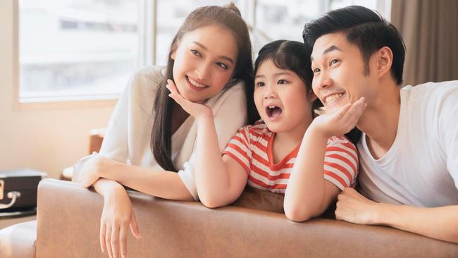 5 Cách Thể Hiện Tình Yêu Mà Con Thực Sự Hiểu