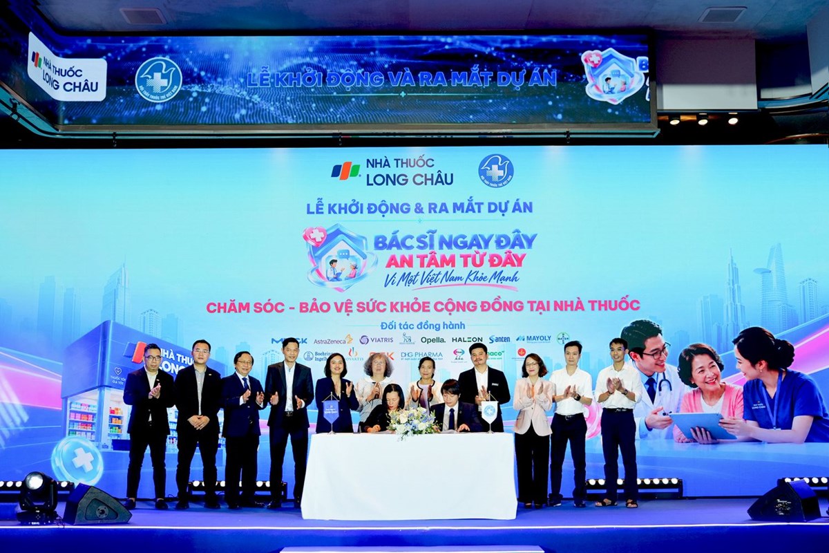 Nhà thuốc cộng đồng: Tuyến đầu chăm sóc sức khỏe mới