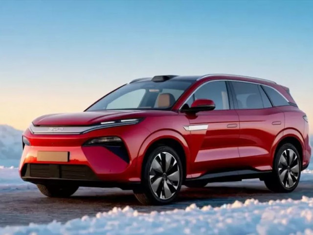 BYD Atto 8: SUV điện 7 chỗ sạc đầy trong 9 phút có đáng chờ?