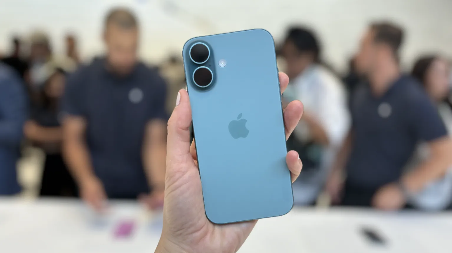 iPhone giảm giá sâu tháng 10: Mua mẫu nào là hợp lý nhất?