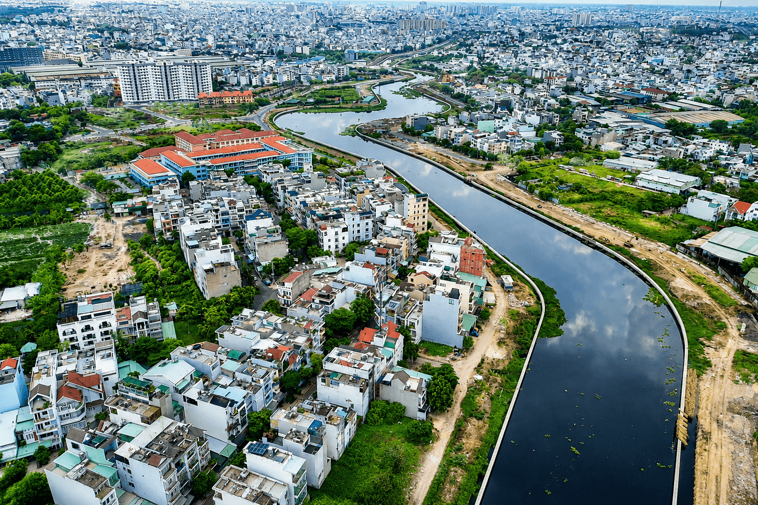 Hỗ trợ tối đa 10 tỷ đồng cải tạo chung cư cũ: cư dân được gì và cần chuẩn bị gì?