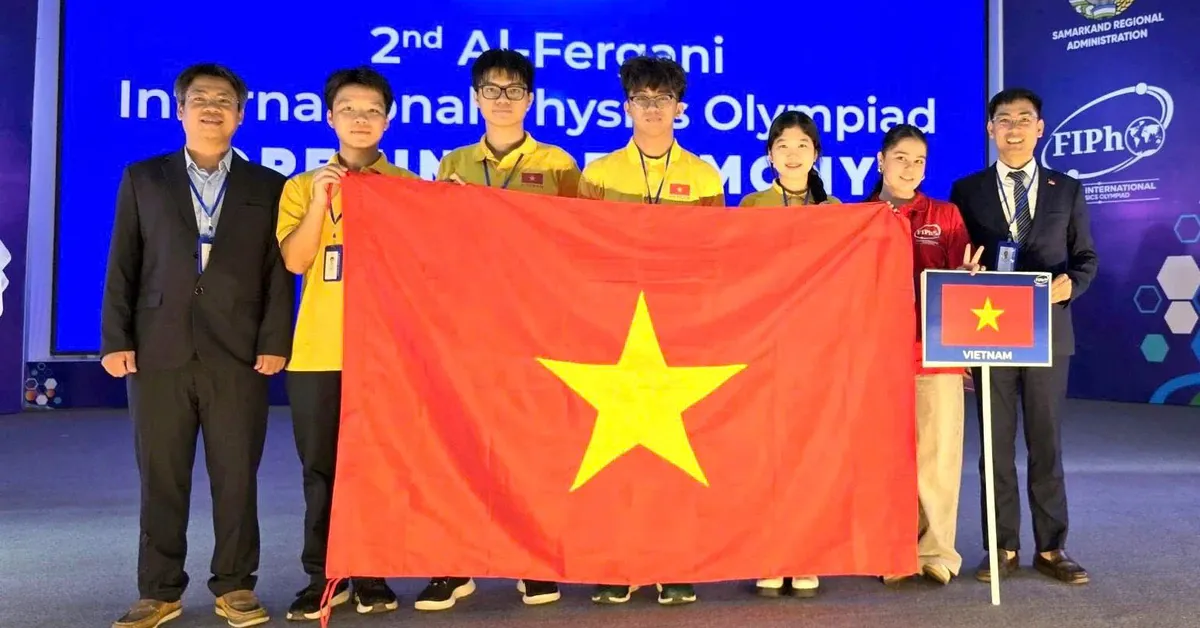 Bốn học sinh Việt Nam giành huy chương tại Olympic Vật lý Quốc tế Al-Fergani: Chiến lược đào tạo đứng sau thành tích xếp thứ 4 toàn đoàn