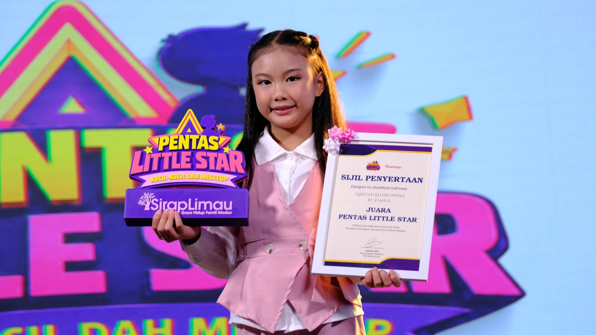 Bakat Cilik Raih Mahkota Pentas Little Star: Kisah Qaisyah dari Sabah