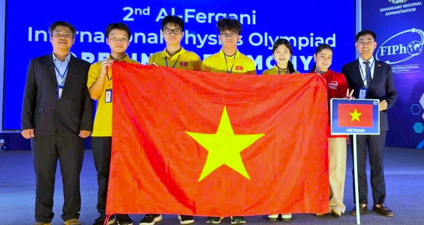 Cách học sinh Việt Nam chinh phục Olympic Vật lí quốc tế Al-Fergani