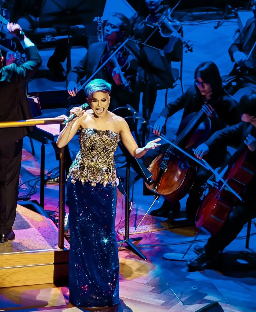 Penyanyi Legendaris Wujudkan Impian Konsert Solo Orkestra Simfoni