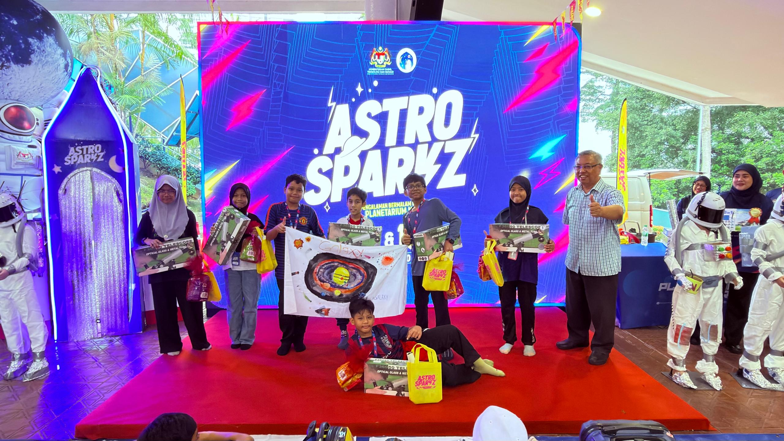 Kem Astronomi Astro Sparkz: Menyalakan Minat Sains Angkasa Anak